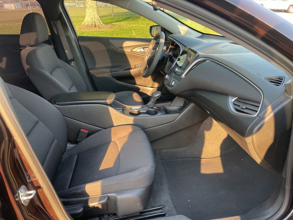 Used 2021 Chevrolet Malibu LS w/ LPO, Convenience Package 1 image 15