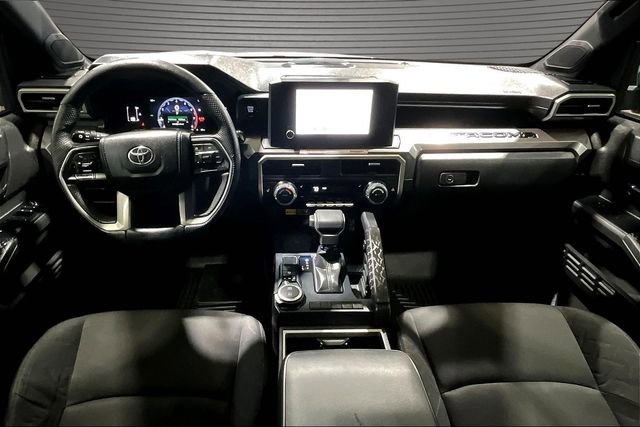 Used 2024 Toyota Tacoma SR5 AWD/4WD image 8