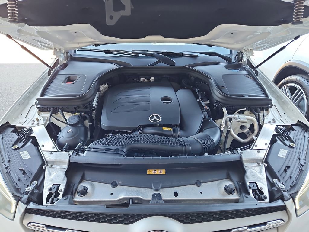 Used 2022 Mercedes-Benz GLC 300 4MATIC image 34
