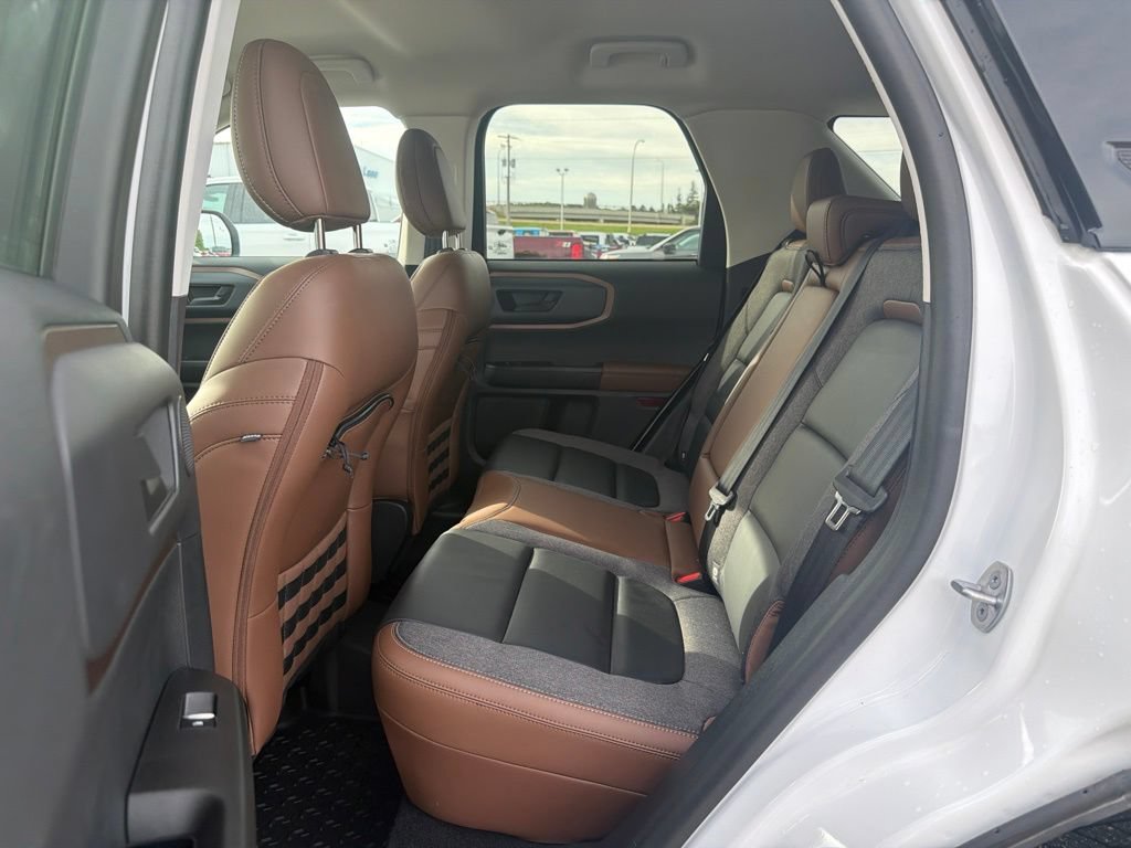 Used 2023 Ford Bronco Sport Outer Banks w/ Tech Package AWD/4WD image 18