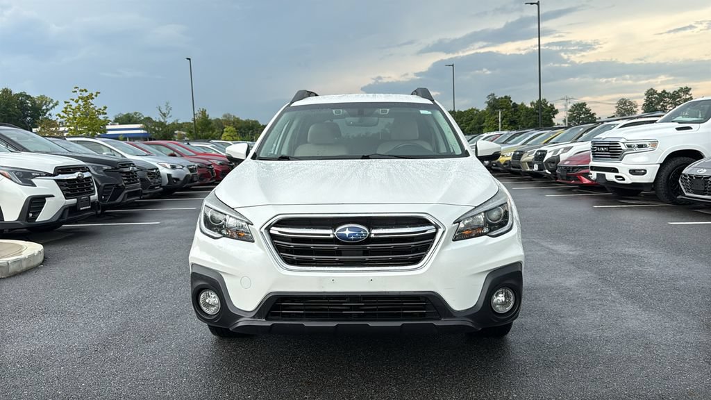 Used 2019 Subaru Outback 2.5i Premium w/ Popular Package #2 AWD/4WD image 2