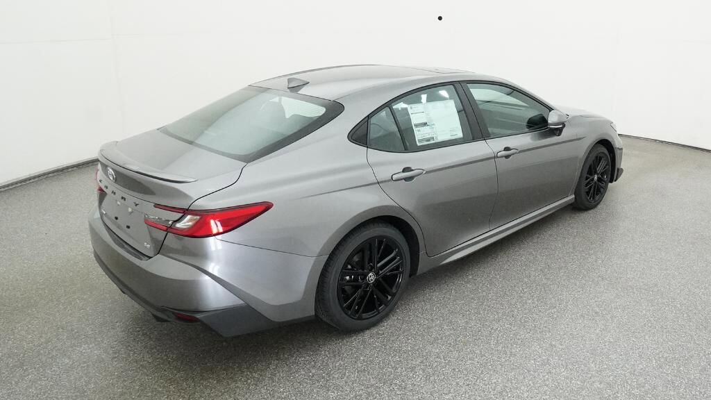 New 2026 Toyota Camry SE image 9