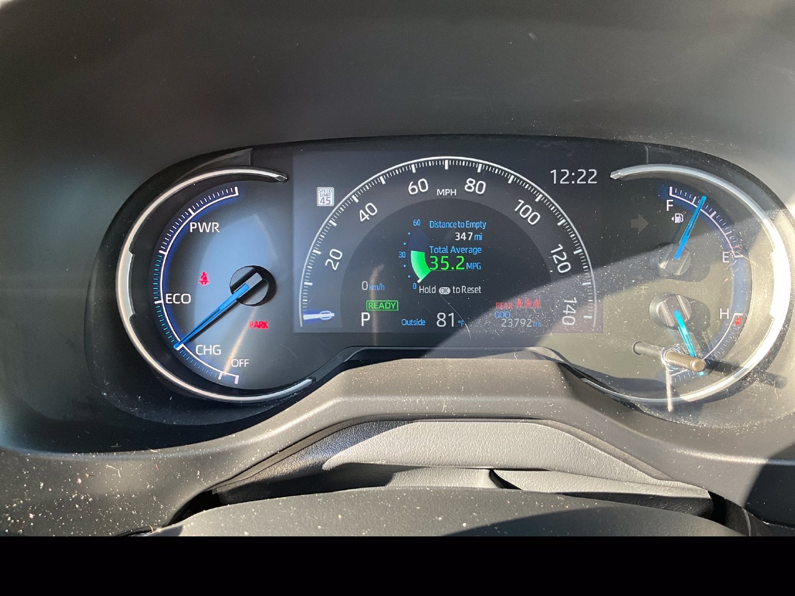 Used 2024 Toyota RAV4 LE AWD/4WD image 16