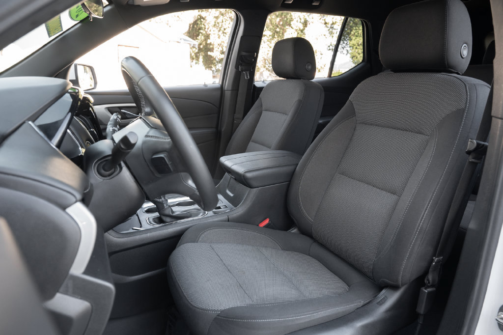Used 2023 Chevrolet Traverse LT FWD image 17
