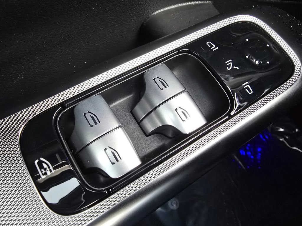 New 2026 Mercedes-Benz GLC 300 GLC 300 image 24