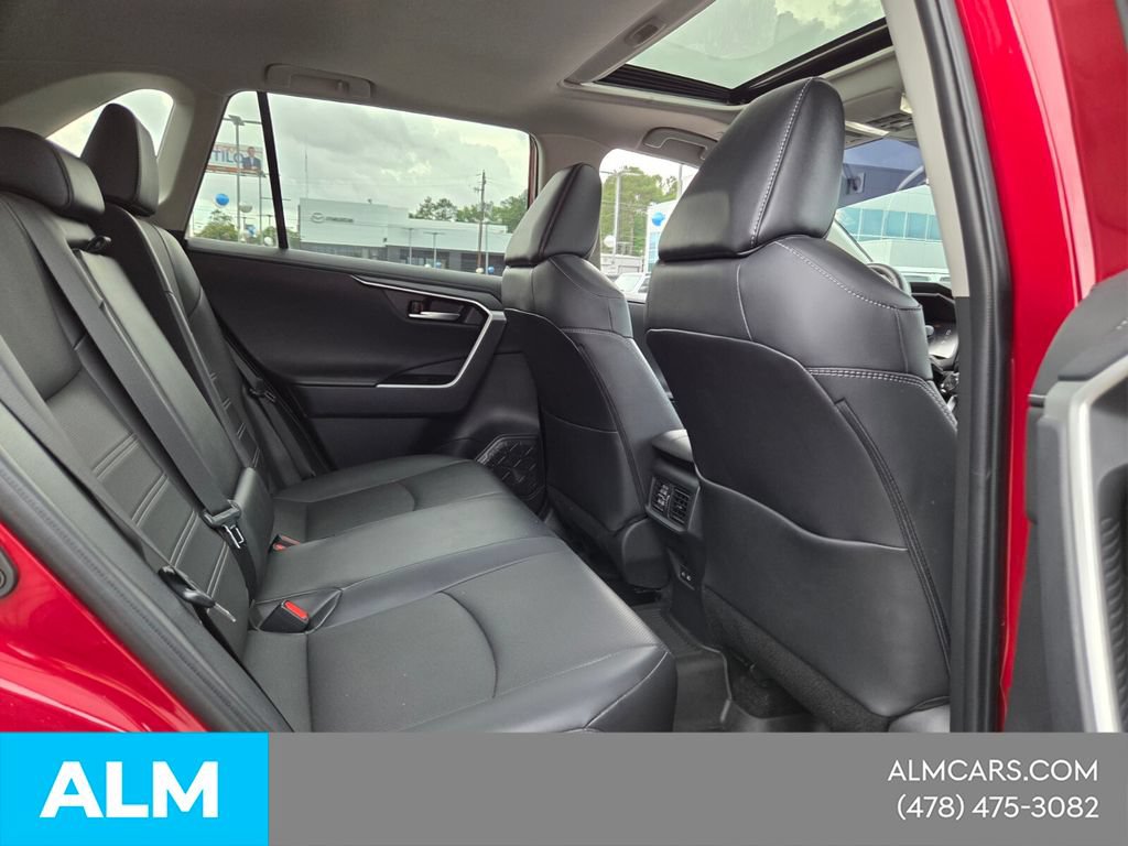 Used 2024 Toyota RAV4 Limited FWD image 16