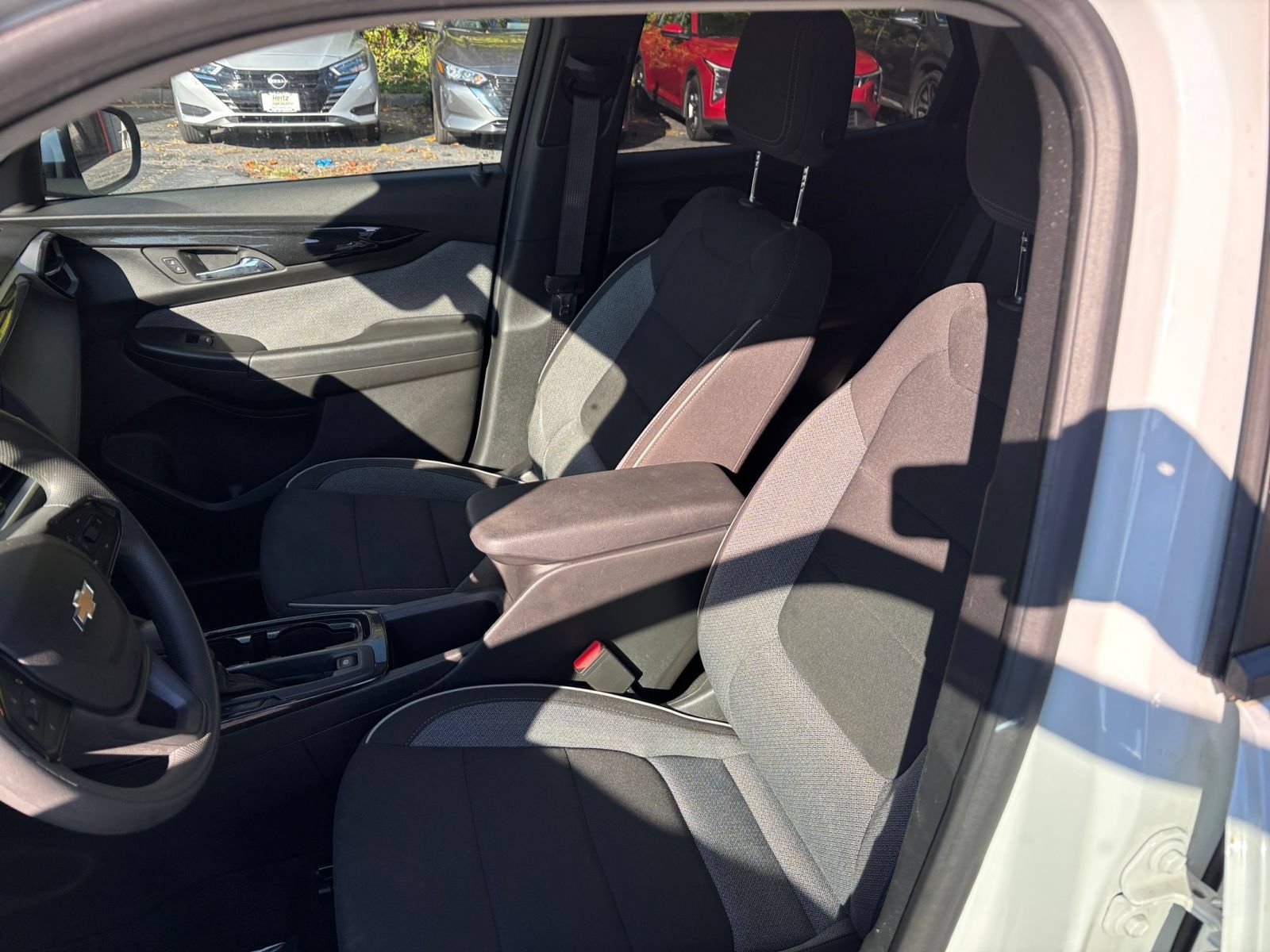 Used 2025 Chevrolet TrailBlazer LT FWD image 22