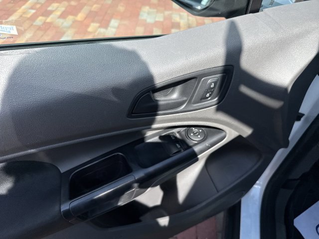 Used 2023 Ford Transit Connect XL FWD image 13