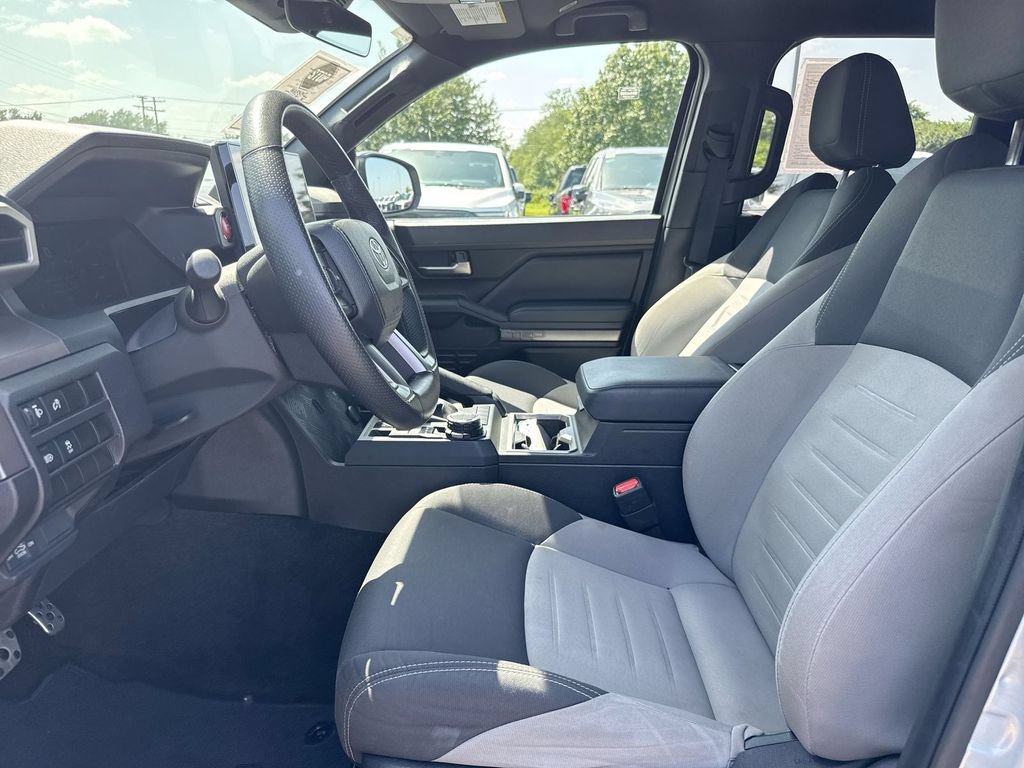 Used 2024 Toyota Tacoma TRD Sport AWD/4WD image 19