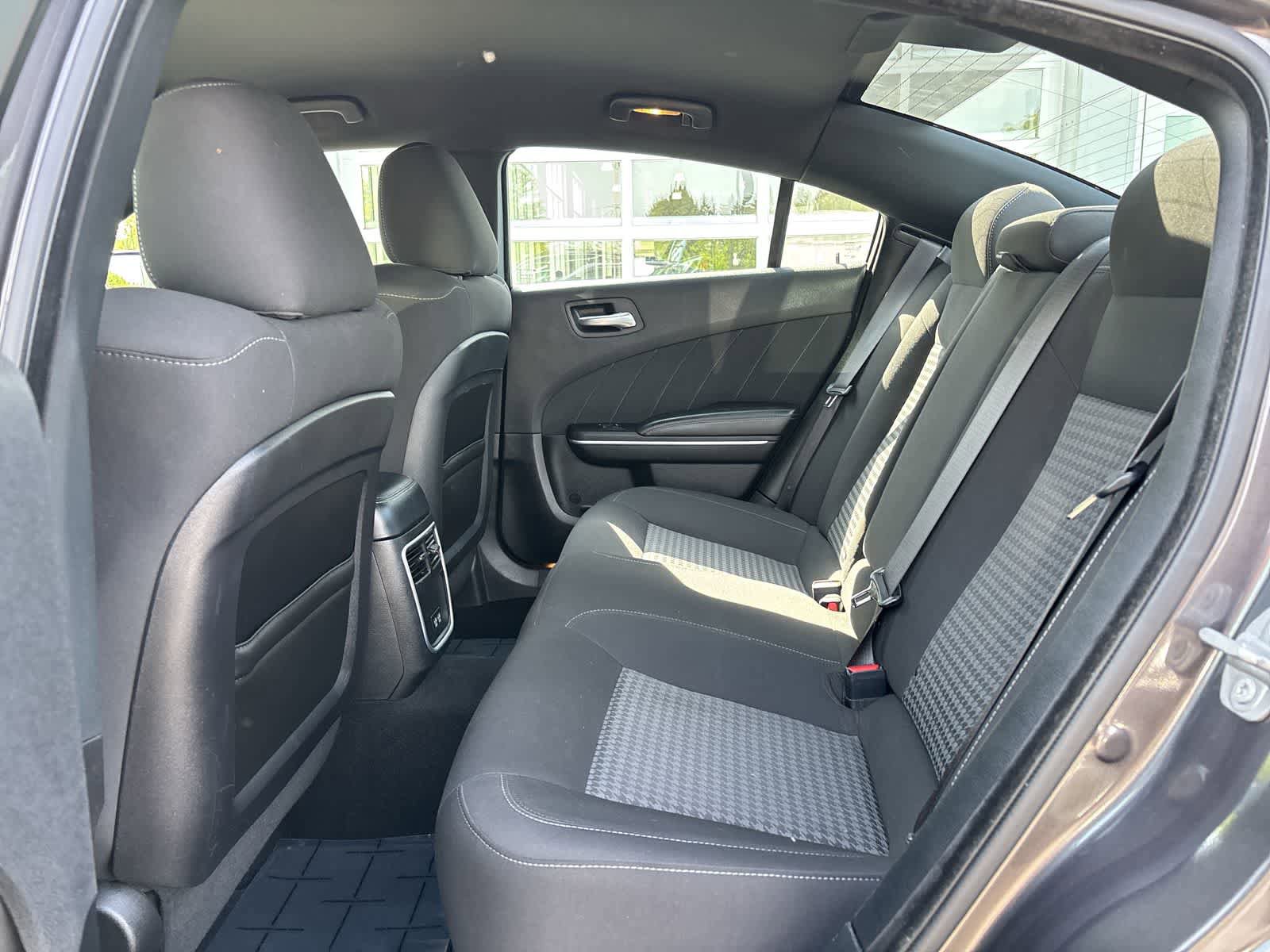 Certified 2022 Dodge Charger GT RWD image 6