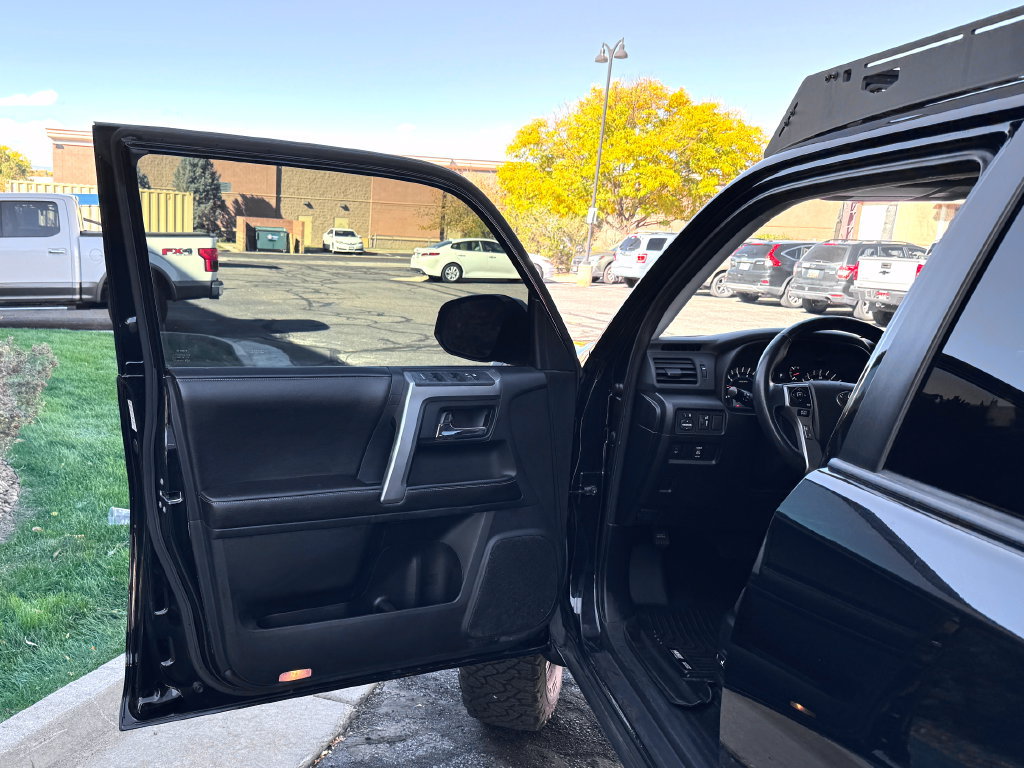 Used 2016 Toyota 4Runner SR5 AWD/4WD image 13