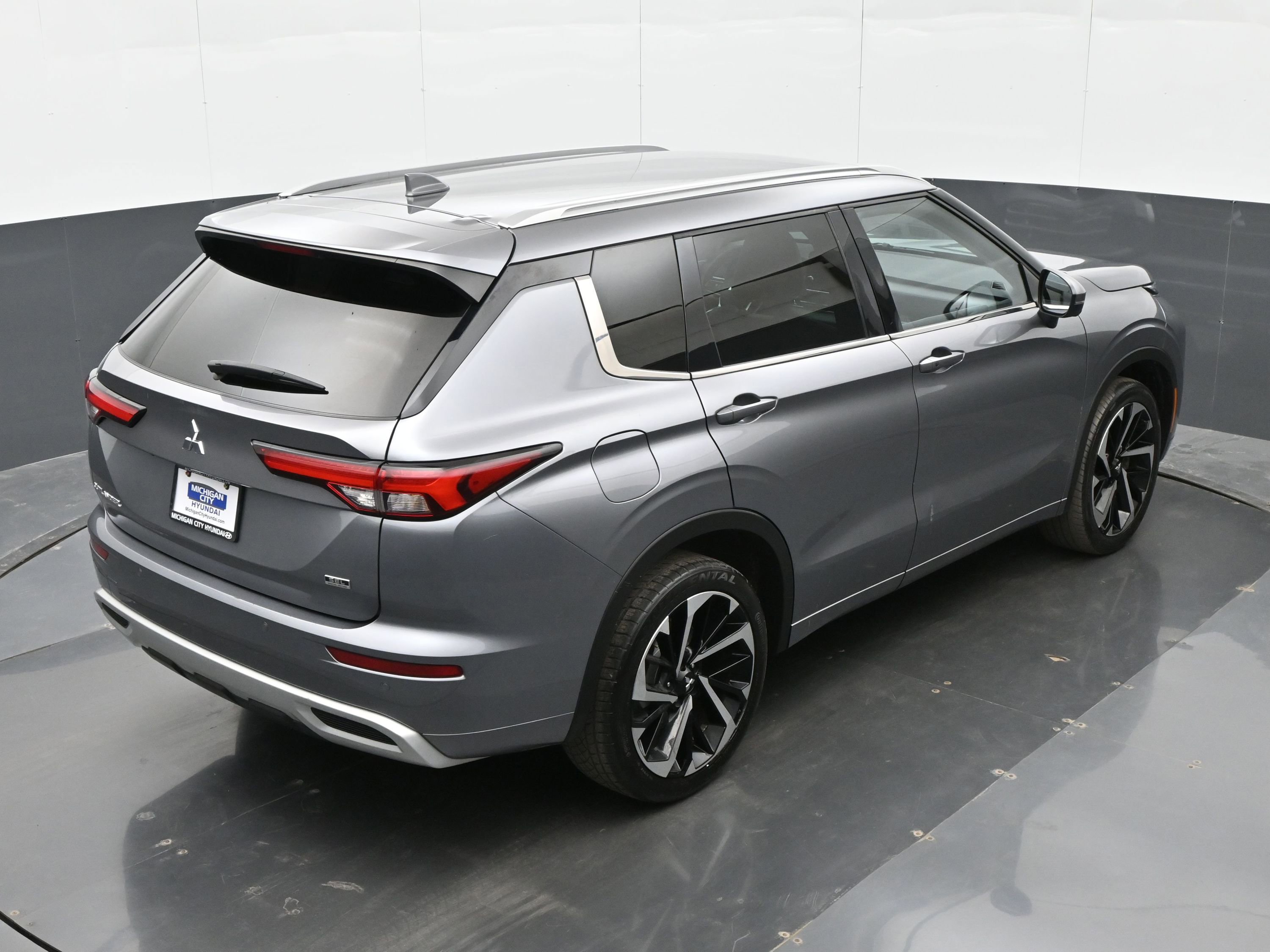 Used 2022 Mitsubishi Outlander SEL image 30