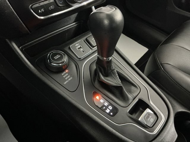 Used 2022 Jeep Cherokee Latitude Lux AWD/4WD image 20