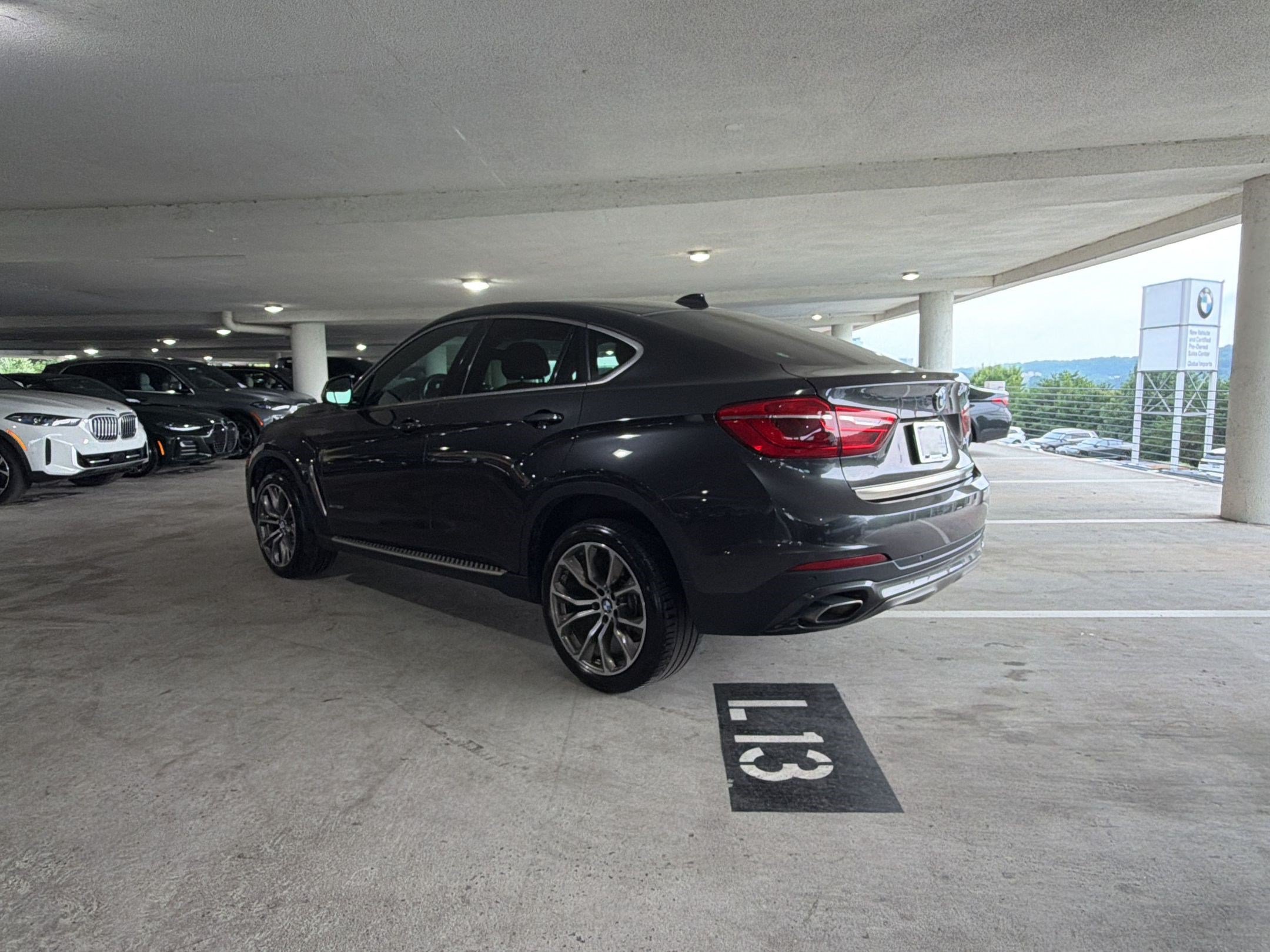 Used 2018 BMW X6 xDrive35i AWD/4WD image 3
