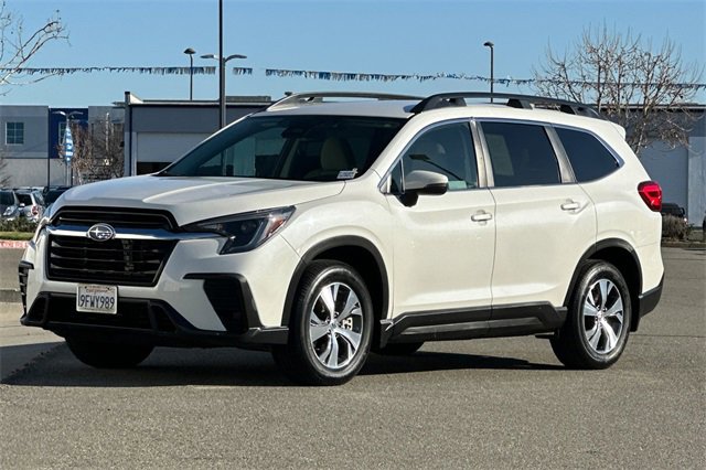 Used 2023 Subaru Ascent Premium w/ Convenience Package image 8
