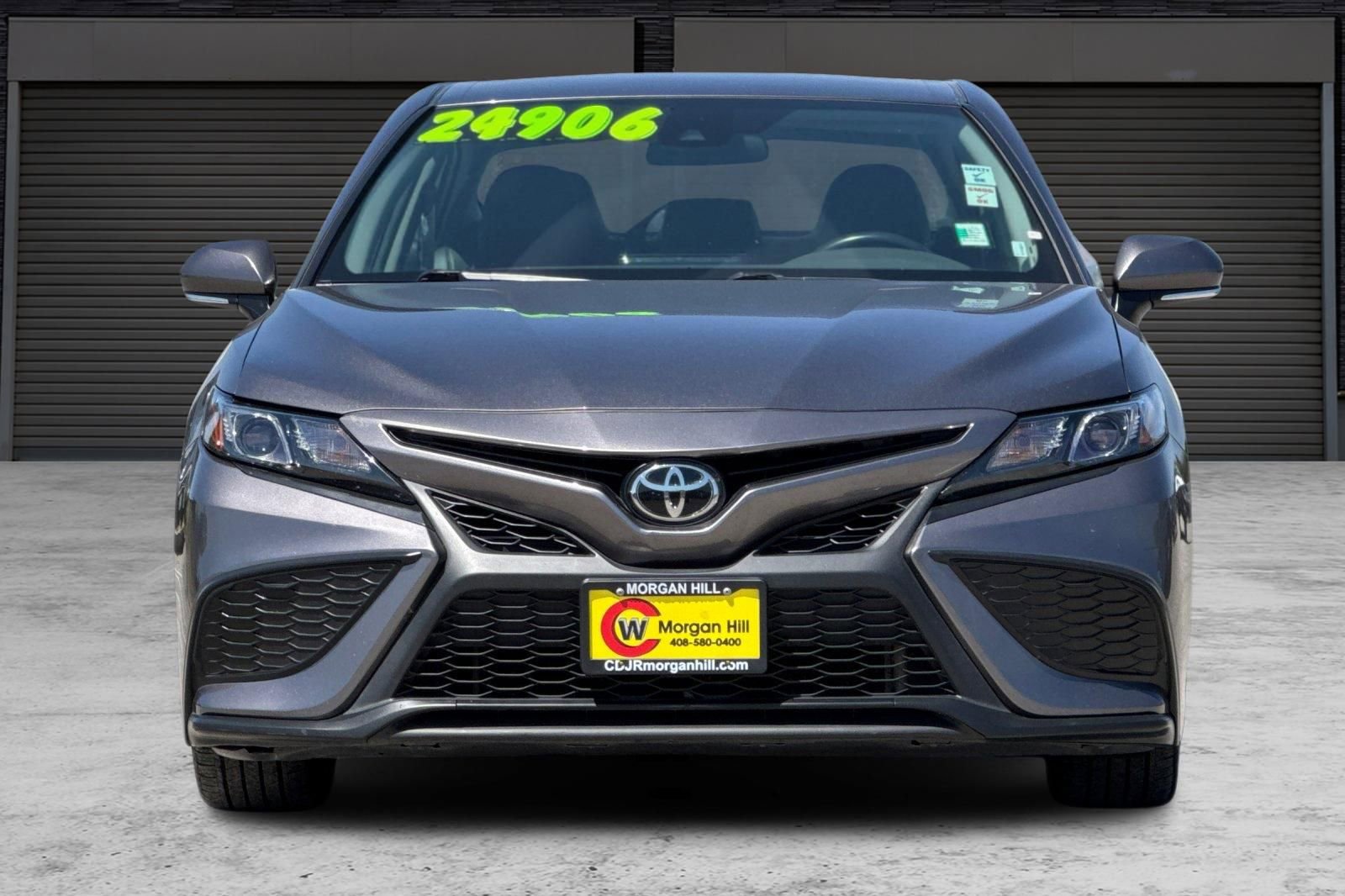 Used 2024 Toyota Camry SE FWD image 10