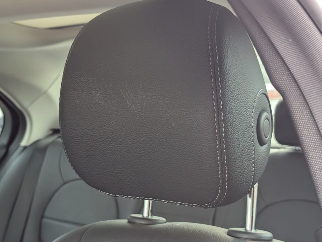 Used 2015 Mercedes-Benz C 300 4MATIC Sedan image 12