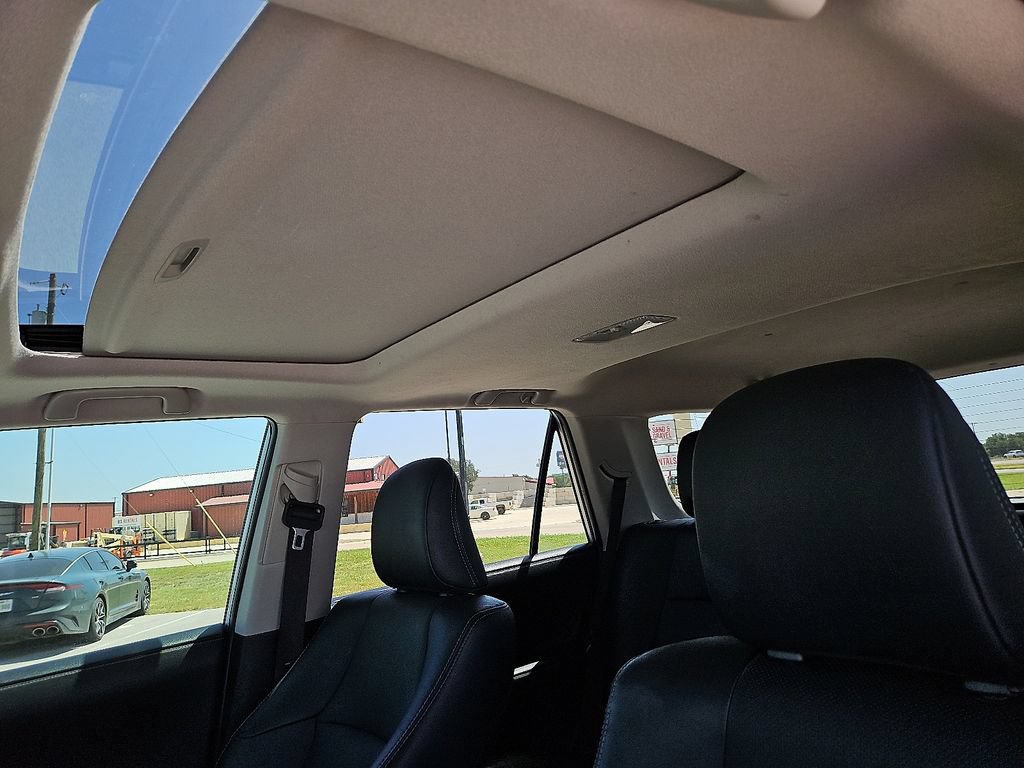 Used 2022 Toyota 4Runner Limited AWD/4WD image 21