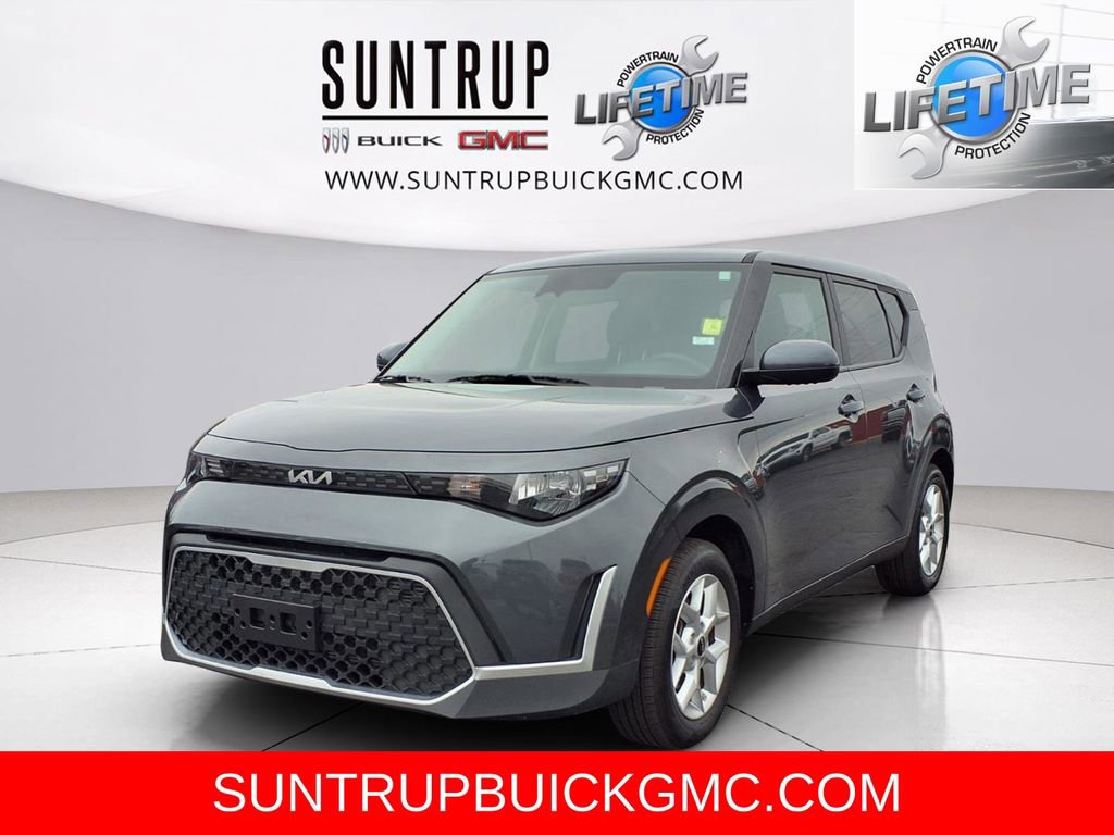 Used 2024 Kia Soul LX w/ Option Group 015 image 31