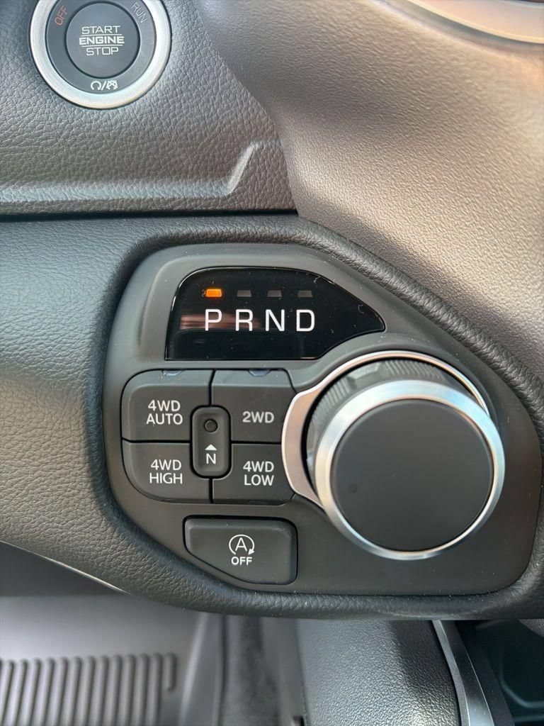 New 2026 RAM 1500 Big Horn AWD/4WD image 39
