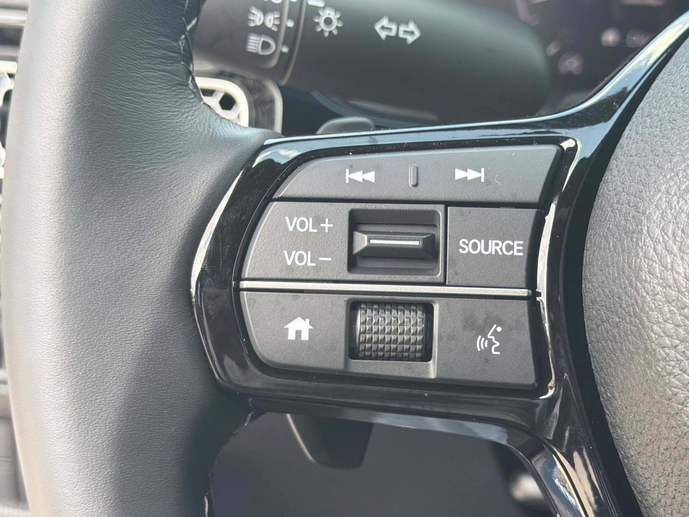 Certified 2025 Honda Civic Sport image 17