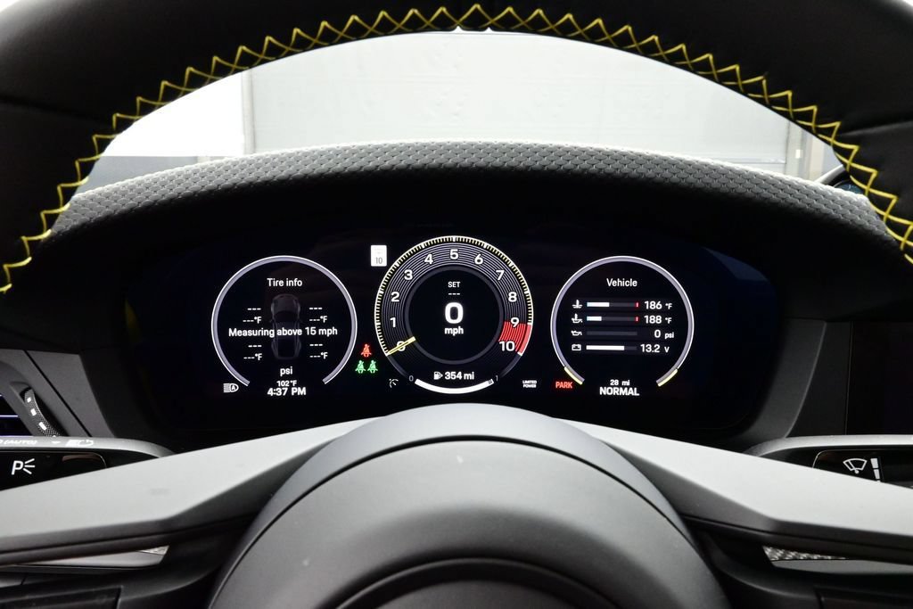 Used 2026 Porsche 911 GT3 RWD image 9
