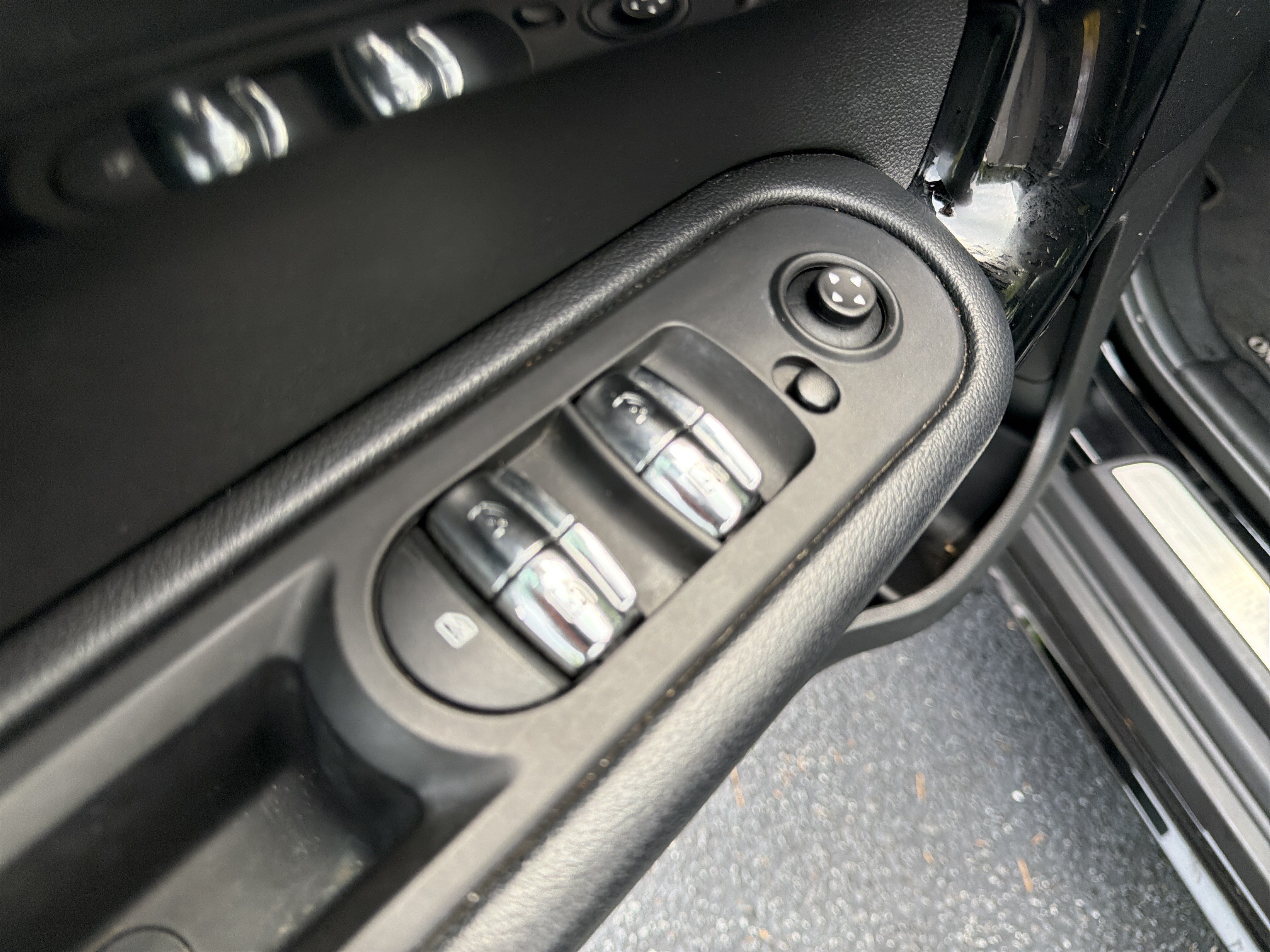 Used 2019 MINI Cooper Countryman S w/ Yin Yang Edition FWD image 15