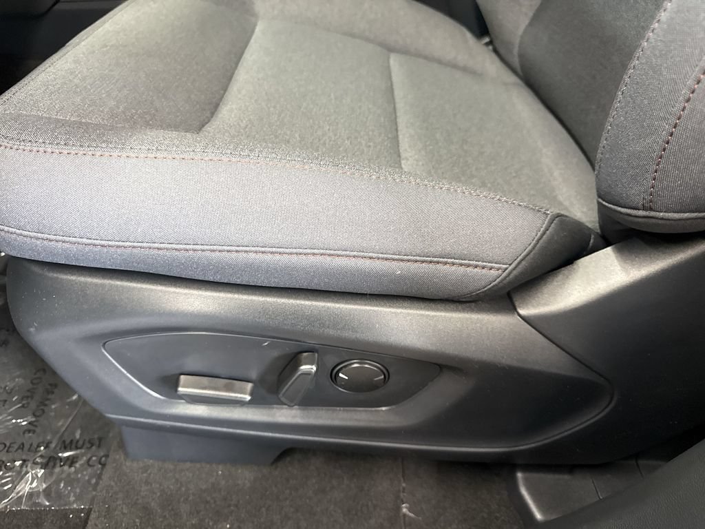 New 2026 Ford Explorer Active AWD/4WD image 14
