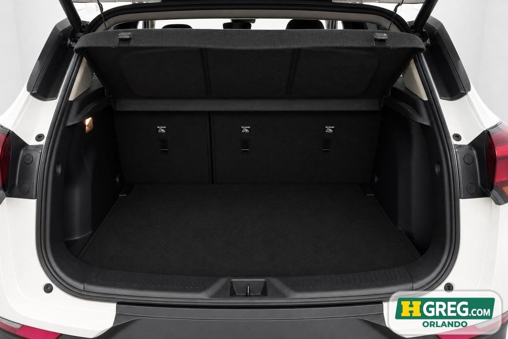 Used 2020 Buick Encore GX Essence w/ Advanced Technology Package FWD image 17