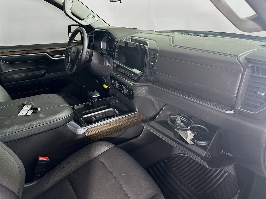 Used 2023 Chevrolet Silverado 1500 RST image 31