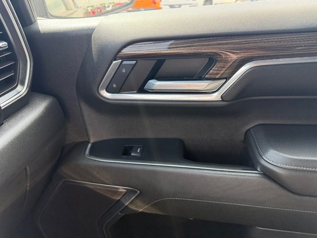 Used 2023 Chevrolet Silverado 1500 RST AWD/4WD image 26