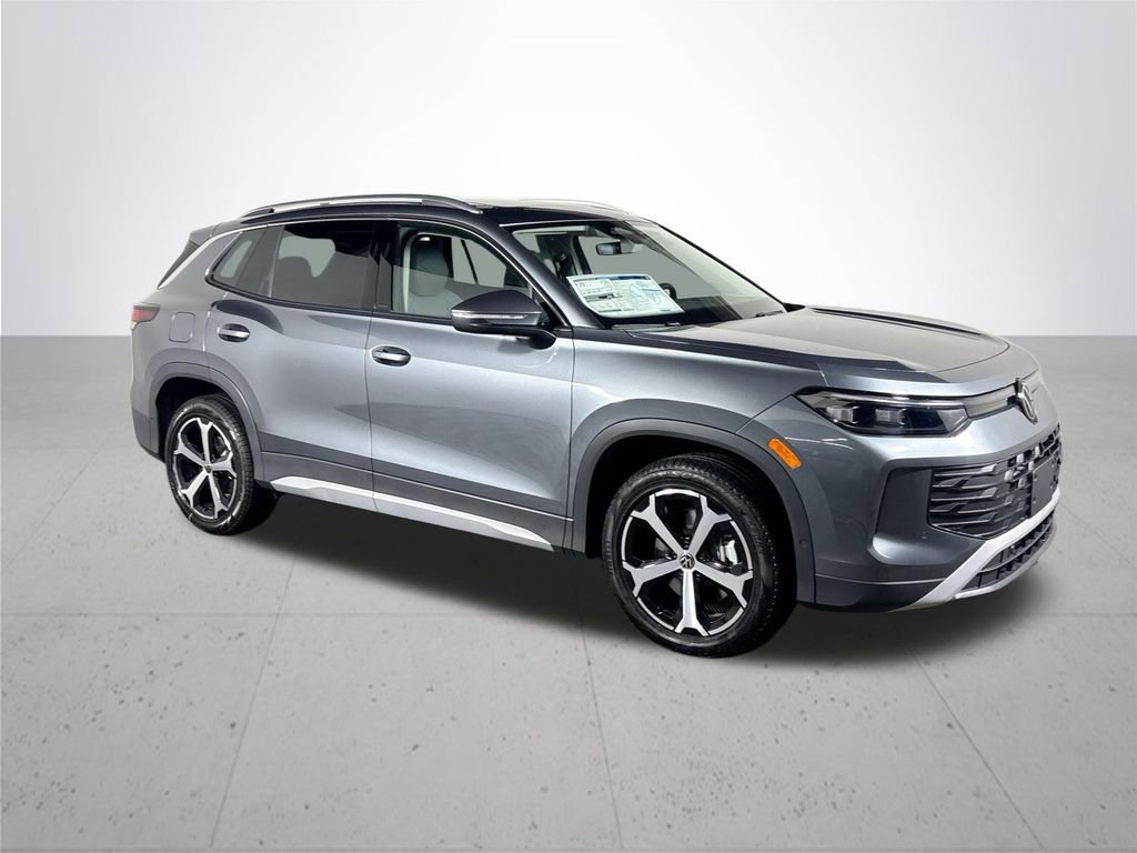 New 2025 Volkswagen Tiguan SE image 4