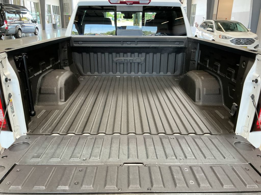 Used 2024 GMC Sierra 1500 AT4 w/ Technology Package AWD/4WD image 14