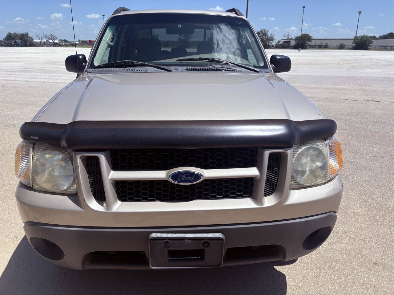 Used 2004 Ford Explorer Sport Trac 2WD image 8