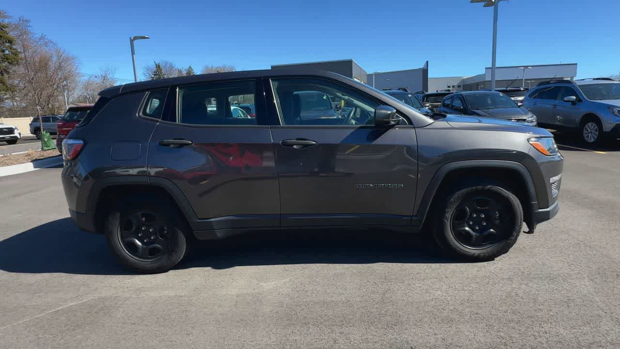 Used 2019 Jeep Compass Sport image 9