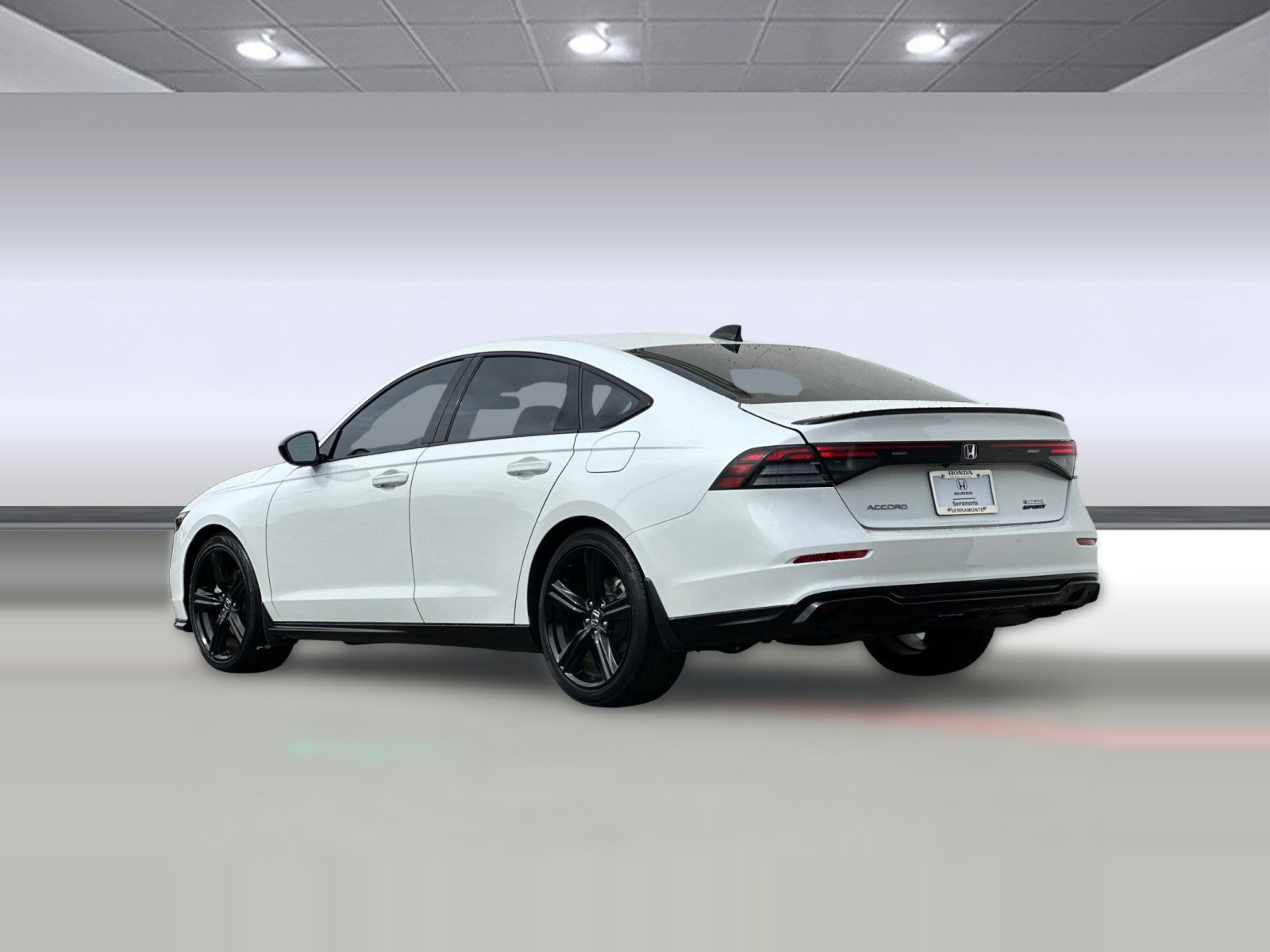Used 2024 Honda Accord Sport image 3