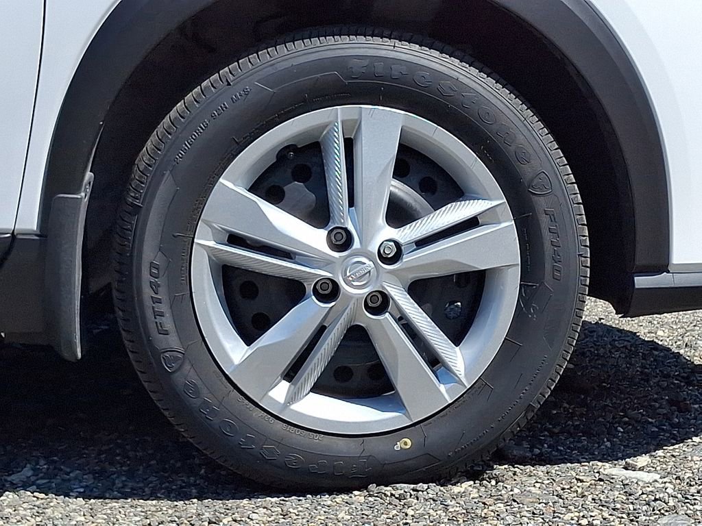 Used 2025 Nissan Kicks Play S image 8