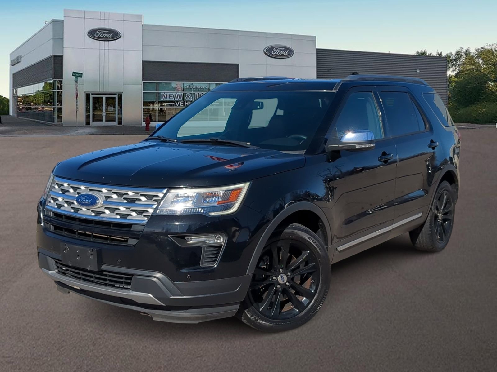 Used 2019 Ford Explorer XLT w/ Equipment Group 202A image 1