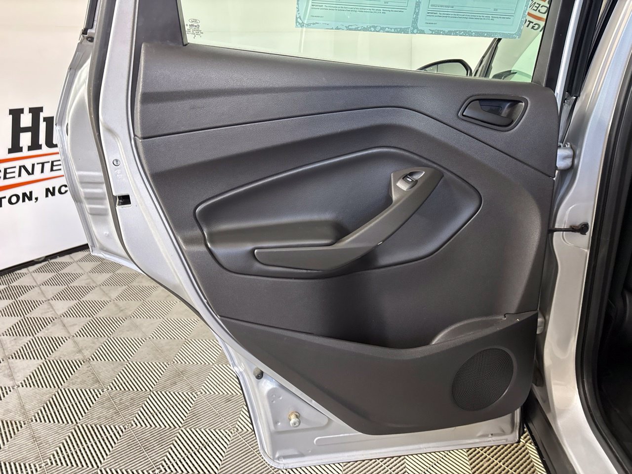Used 2017 Ford Escape S FWD image 23