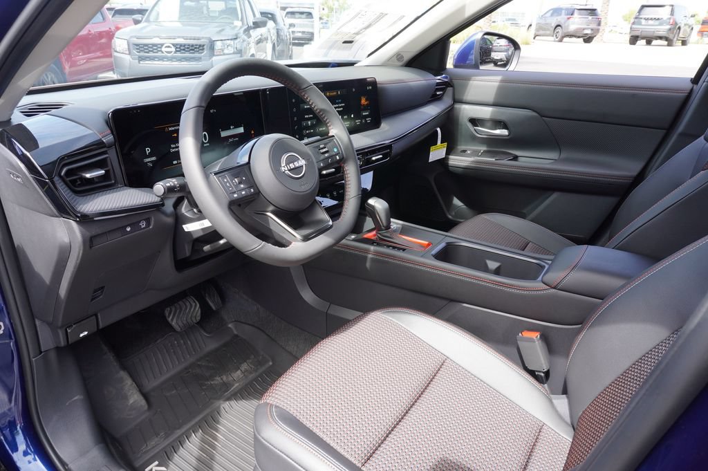 Certified 2025 Nissan Kicks SR w/ Illumination Package FWD image 16