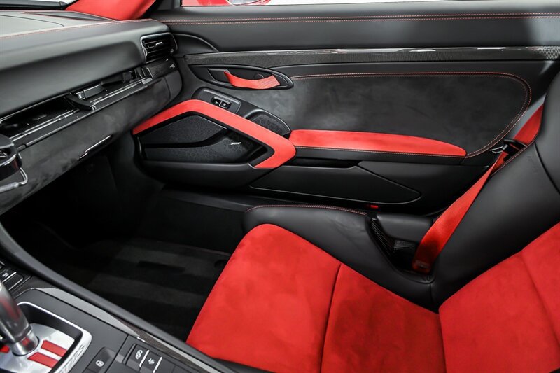 Used 2018 Porsche 911 GT2 RS RWD image 33