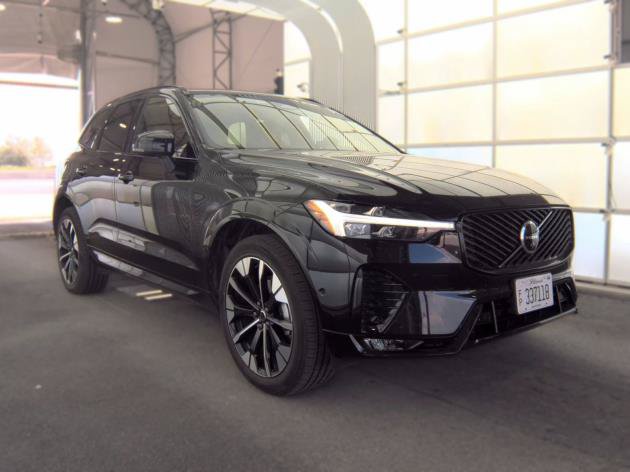 Used 2026 Volvo XC60 B5 Plus AWD/4WD image 5