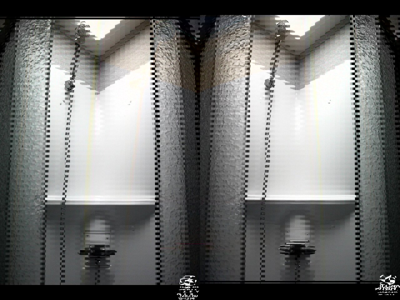 Used 2019 Ford E-450 and Econoline 450 Super Duty w/ Motorhome Prep Package image 31