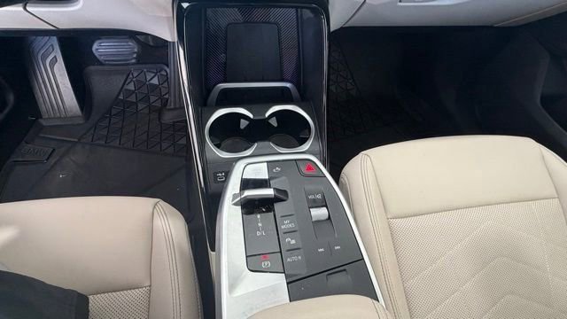 Used 2023 BMW X1 xDrive28i w/ Premium Package image 10