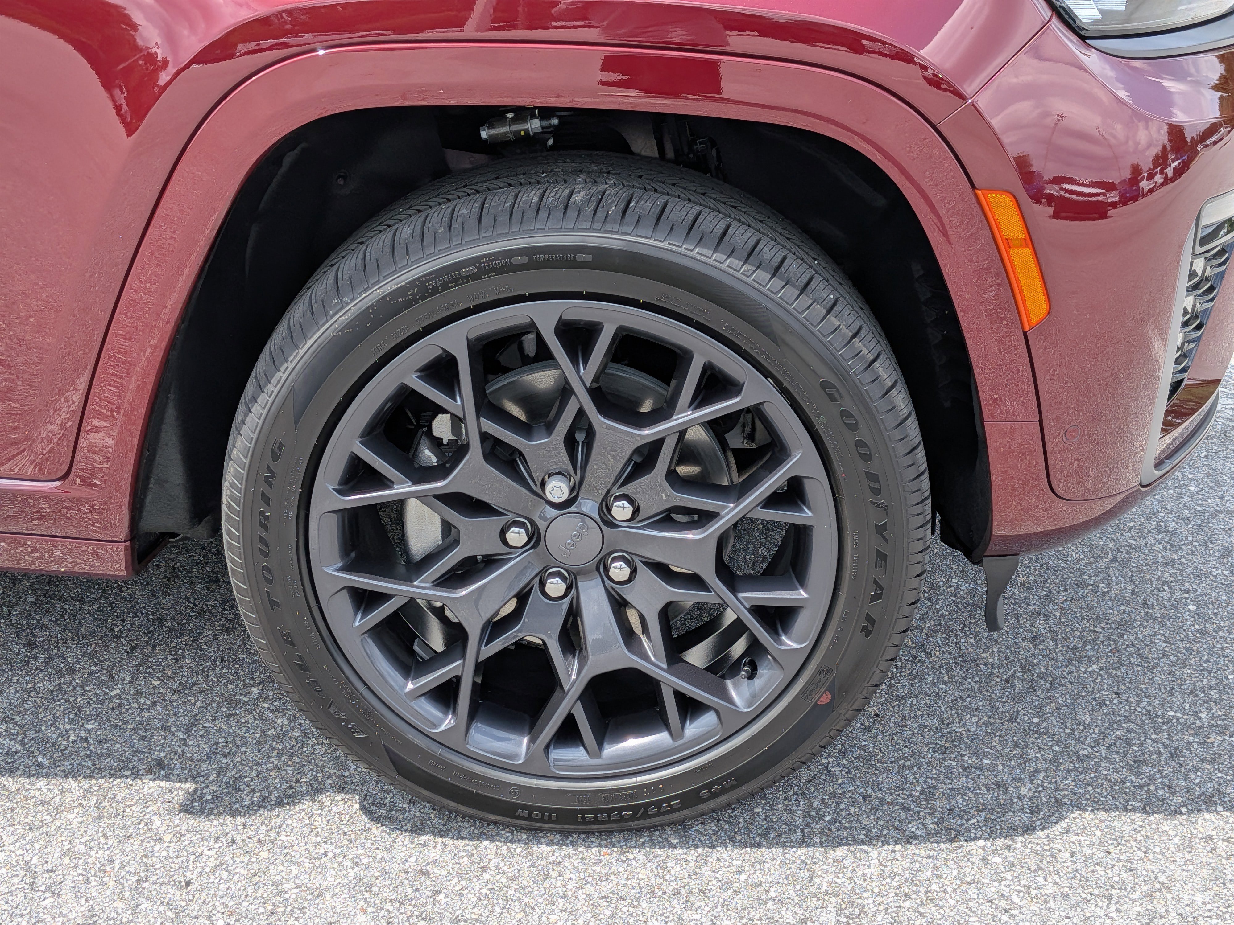 New 2026 Jeep Grand Cherokee L Summit w/ Obsidian Package AWD/4WD image 11
