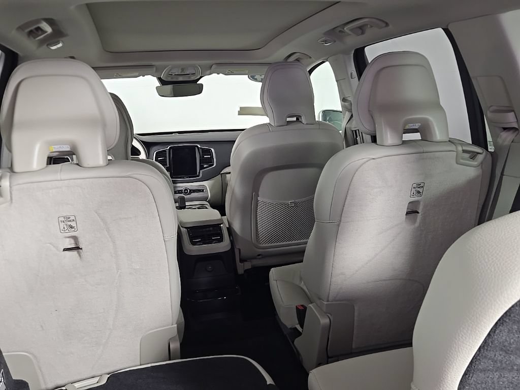 Certified 2024 Volvo XC90 T8 Plus AWD/4WD image 16