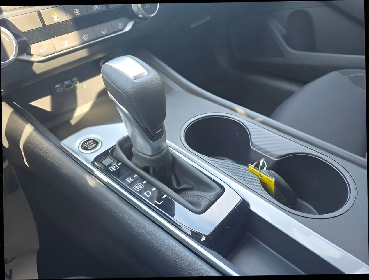 Used 2025 Nissan Altima 2.5 S image 28