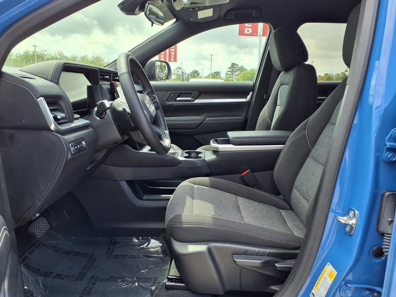 Used 2026 GMC Terrain Elevation image 12