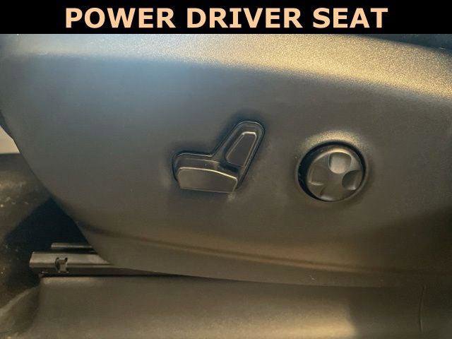 Certified 2024 Chrysler Pacifica Touring-L image 15