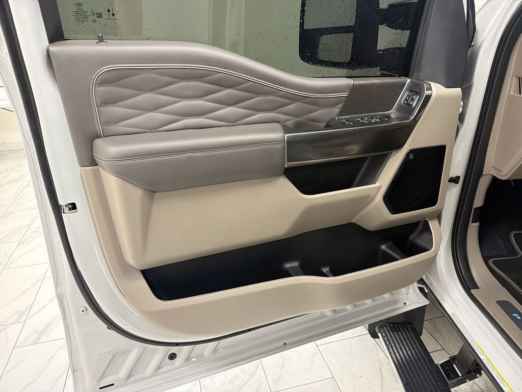 Used 2026 Ford F450 Platinum w/ Platinum Plus Package AWD/4WD image 23